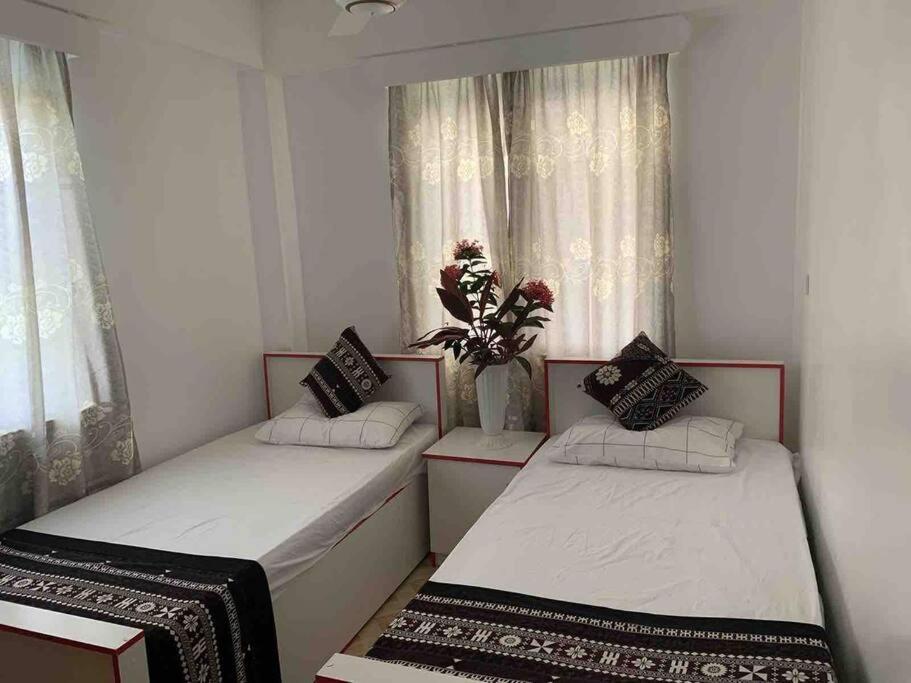 Modern With Class Near Airport Villa Nadi Exterior photo